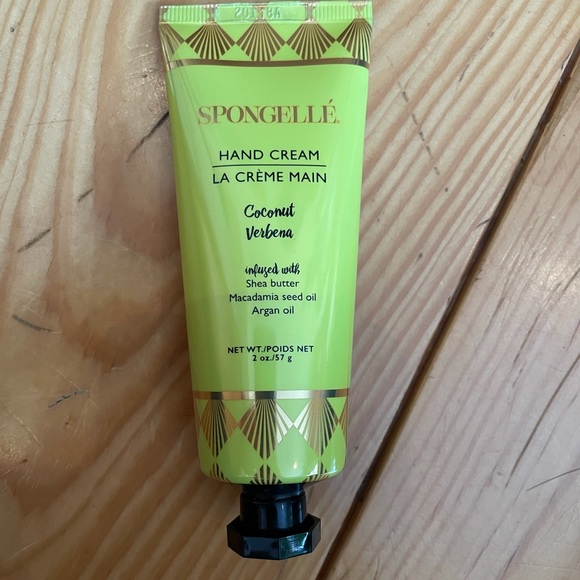 🌷2 for $20 🌷 Spongelle Coconut Hand-cream 2oz Bottle - Picture 1 of 4